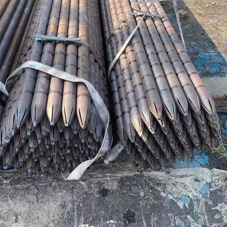 四平管棚支护管周围如何注浆